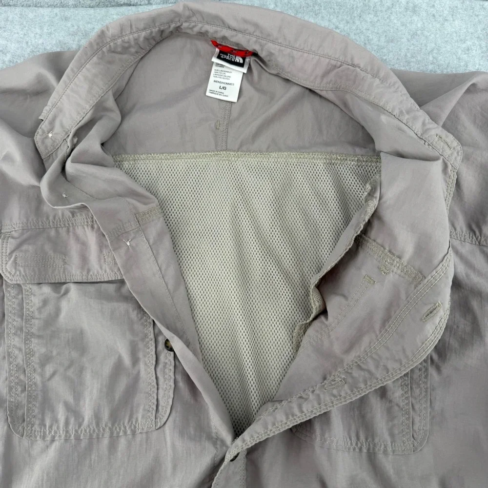 The North Face Mens Long Sleeve Hiking Shirt Tan Nylon Button Down Large